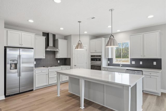 6958 Corsican Loop N, Hilliard, OH 43026