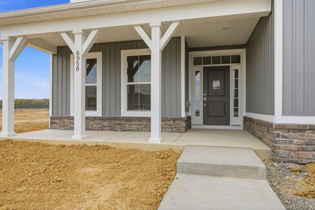 6958 Corsican Loop N, Hilliard, OH 43026
