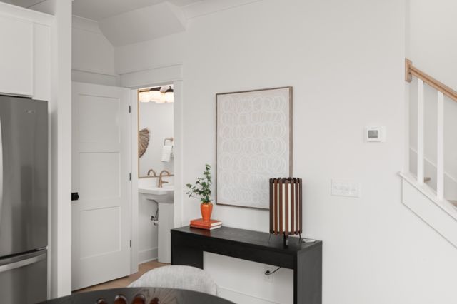 1710 Carvell Ave, Nashville, TN 37203