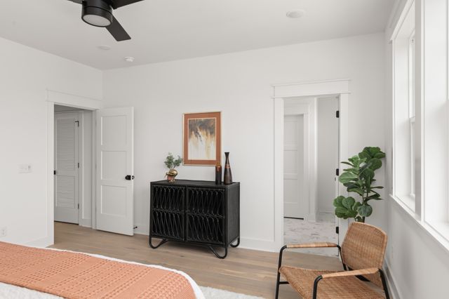 1710 Carvell Ave, Nashville, TN 37203