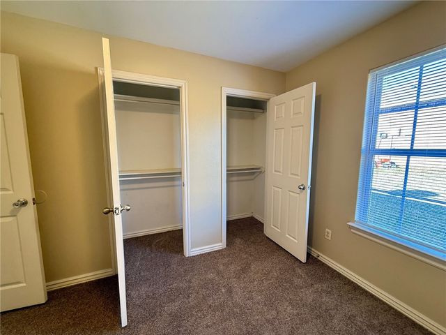 333 Graystone Circle, Centerton, AR 72719