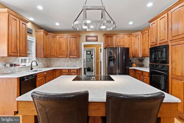 1428 WELLGATE LN, Mechanicsburg, PA 17055