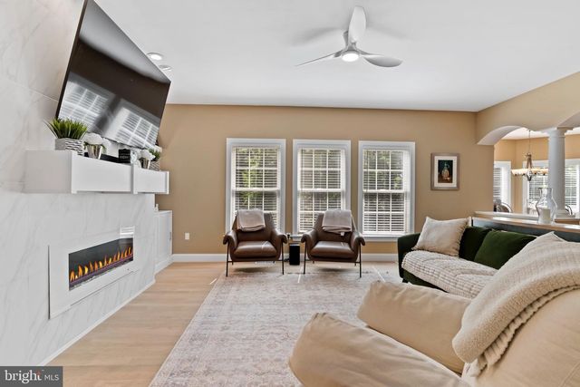 1428 WELLGATE LN, Mechanicsburg, PA 17055