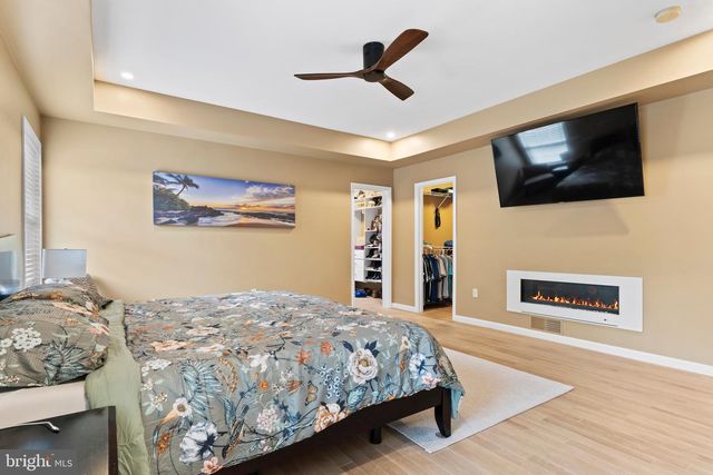 1428 WELLGATE LN, Mechanicsburg, PA 17055