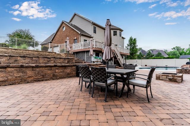 1428 WELLGATE LN, Mechanicsburg, PA 17055