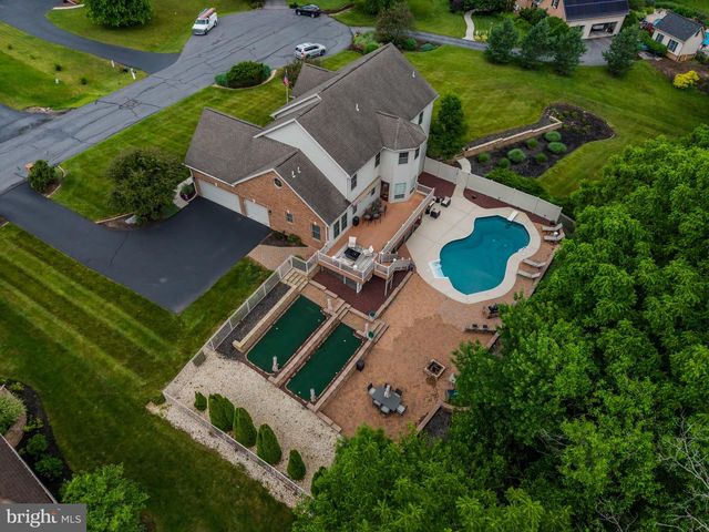 1428 WELLGATE LN, Mechanicsburg, PA 17055