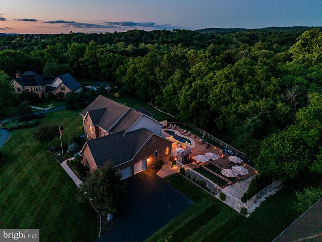 1428 WELLGATE LN, Mechanicsburg, PA 17055