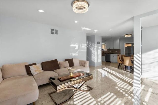 4700 Topanga Canyon Boulevard, Woodland Hills, CA 91364