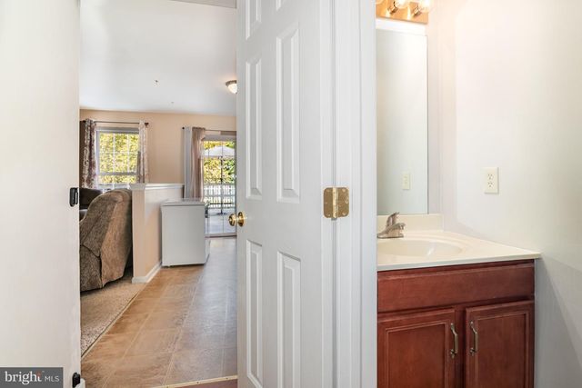 2785 SPARROW DR, York, PA 17408