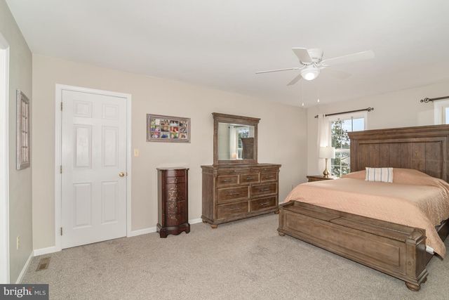 2785 SPARROW DR, York, PA 17408