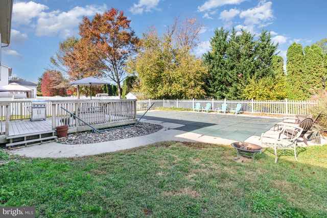 2785 SPARROW DR, York, PA 17408