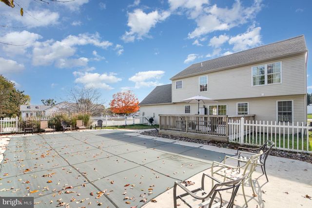 2785 SPARROW DR, York, PA 17408