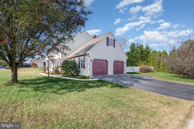 2785 SPARROW DR, York, PA 17408