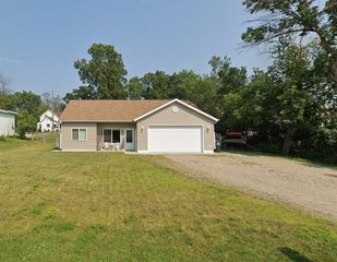 631 Holmes Street W, Detroit Lakes, MN 56501
