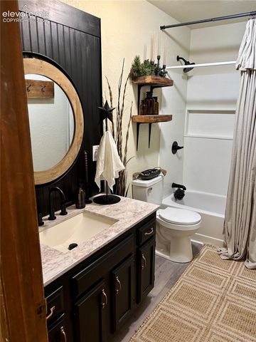 410 Hillcrest Avenue, Woodland Park, CO 80863