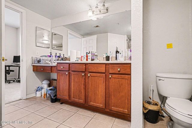 8550 TOUCHTON Road 1221, Jacksonville, FL 32216