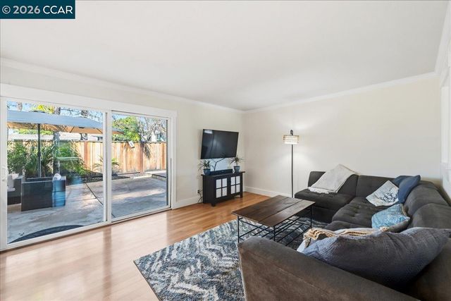 10005 Foxboro Cir, San Ramon, CA 94583