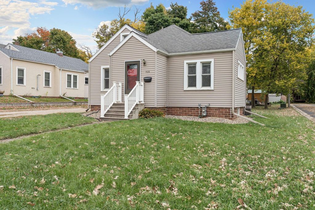 928 Bridge Avenue, Albert Lea, MN 56007 — photo 3