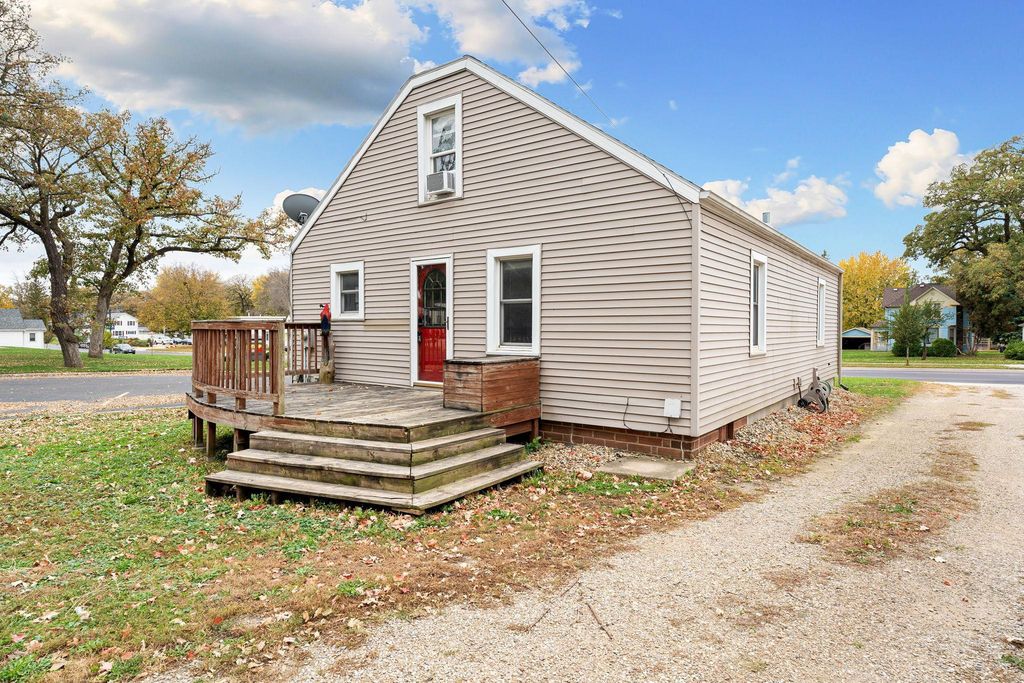 928 Bridge Avenue, Albert Lea, MN 56007 — photo 4