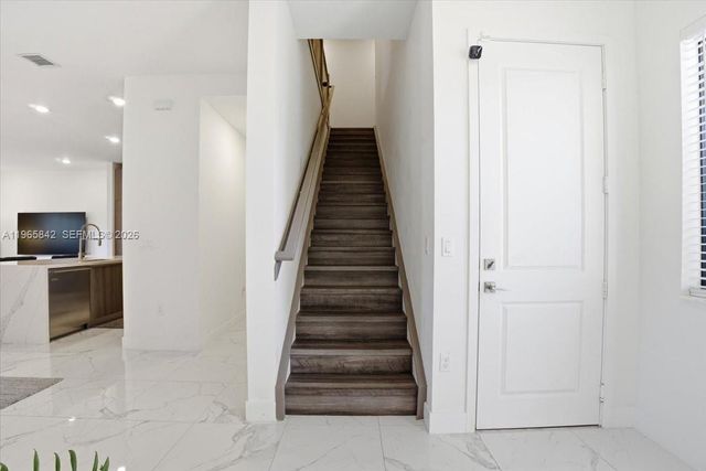 12060 SW 82nd Pl, Miami, FL 33156