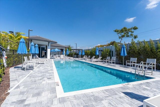 12060 SW 82nd Pl, Miami, FL 33156