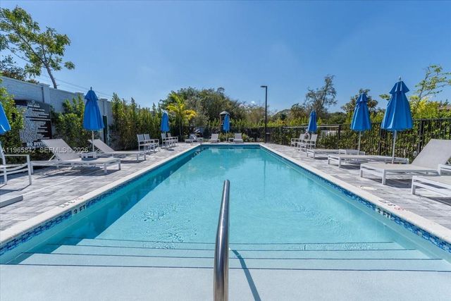 12060 SW 82nd Pl, Miami, FL 33156