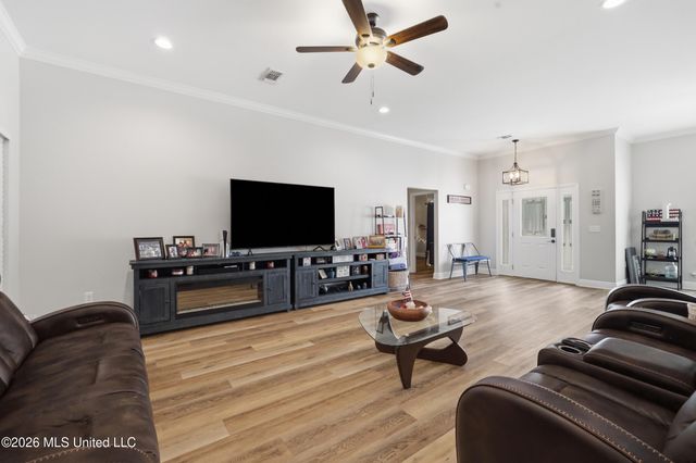 2265 Club Moss Circle, Biloxi, MS 39532