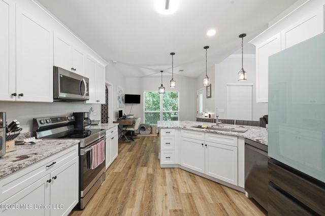 2265 Club Moss Circle, Biloxi, MS 39532