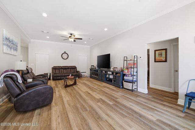 2265 Club Moss Circle, Biloxi, MS 39532