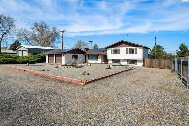 6220 W Willamette Ave, Kennewick, WA 99336