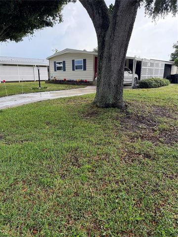 6204 KNOTTY PINE DRIVE SE, Winter Haven, FL 33884