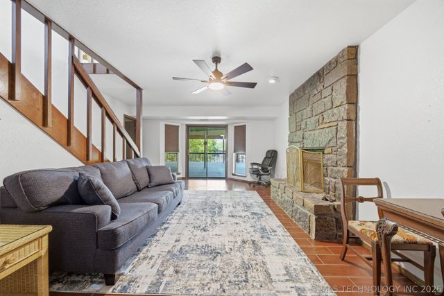 453844 Country Club Trail, Afton, OK 74331