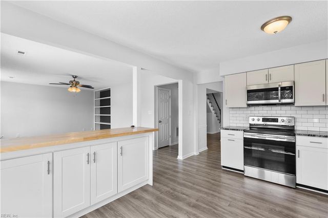 1486 Berkshire DR, Newport News, VA 23602