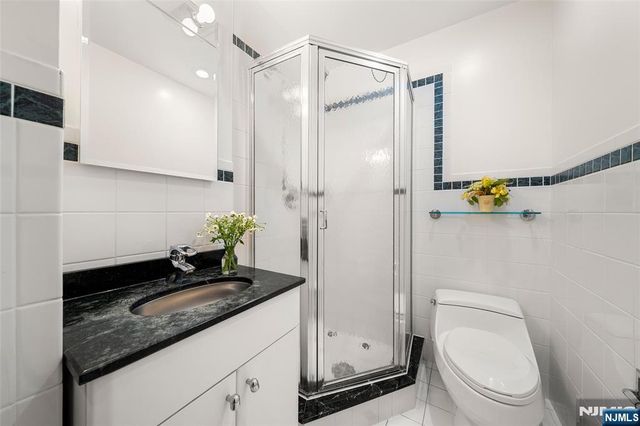 19 Central Avenue, Demarest, NJ 07627