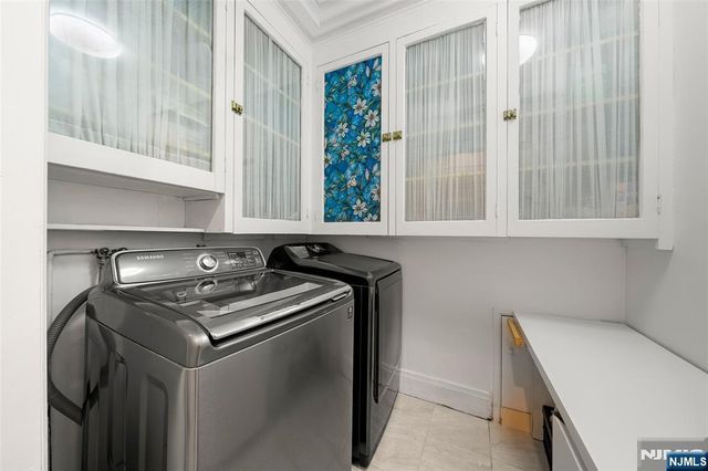 19 Central Avenue, Demarest, NJ 07627