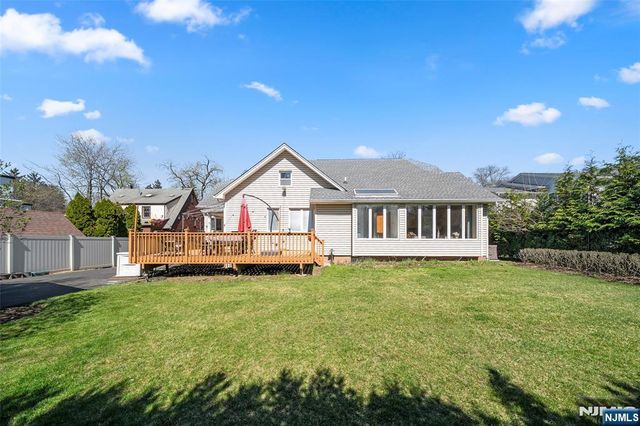 19 Central Avenue, Demarest, NJ 07627
