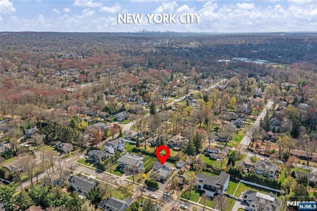 19 Central Avenue, Demarest, NJ 07627