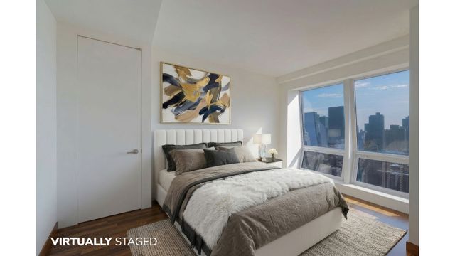400 5th Ave Apt 32C, New York City, NY 10018