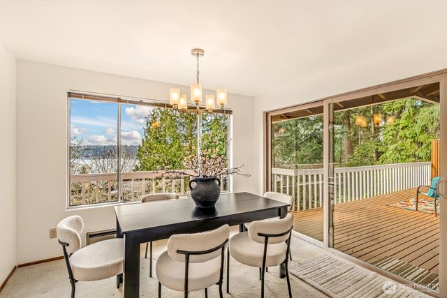 919 207th Avenue NE, Sammamish, WA 98074