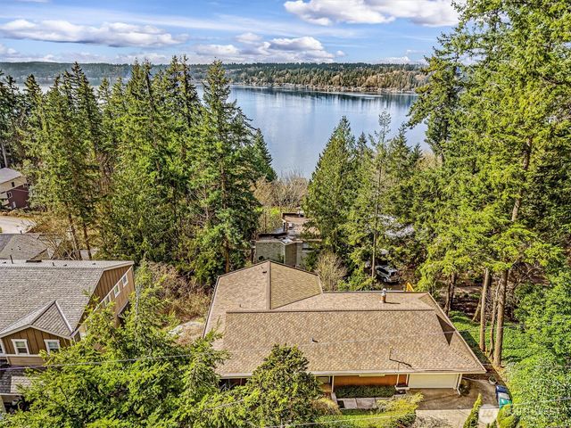 919 207th Avenue NE, Sammamish, WA 98074