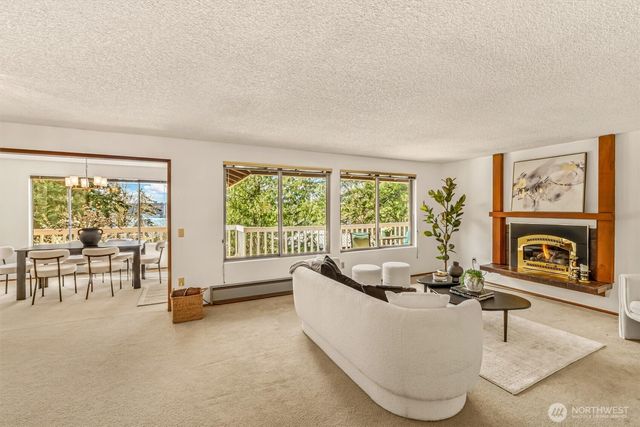 919 207th Avenue NE, Sammamish, WA 98074