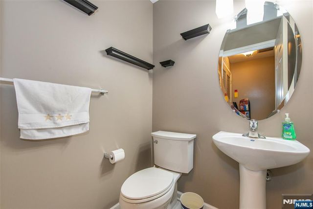 129 Rock Creek Drive, Clifton, NJ 07014
