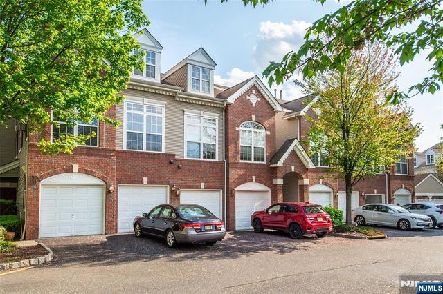 129 Rock Creek Drive, Clifton, NJ 07014