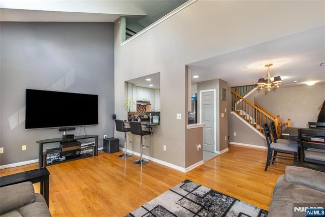 129 Rock Creek Drive, Clifton, NJ 07014
