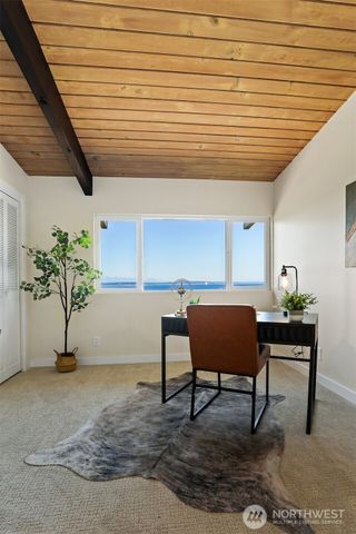 2122 Halleck Avenue SW, Seattle, WA 98116