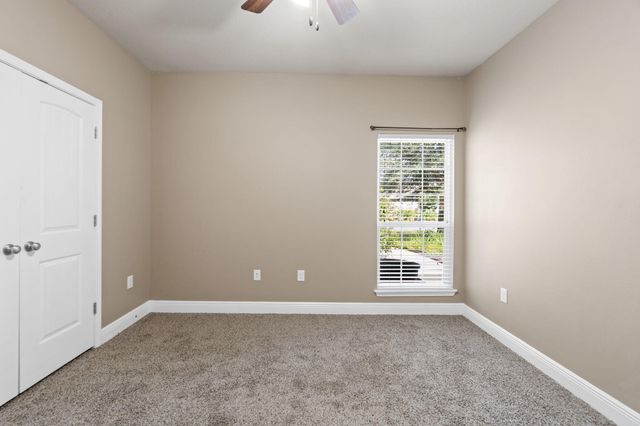 133 DICKENS Drive, Freeport, FL 32439