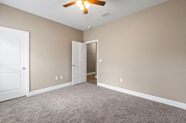 133 DICKENS Drive, Freeport, FL 32439