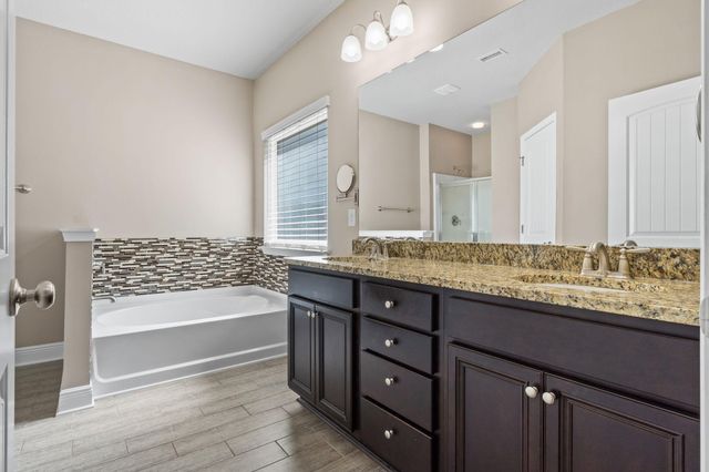 133 DICKENS Drive, Freeport, FL 32439