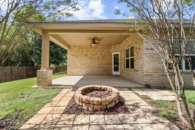 133 DICKENS Drive, Freeport, FL 32439