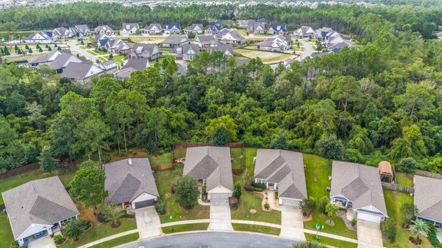 133 DICKENS Drive, Freeport, FL 32439